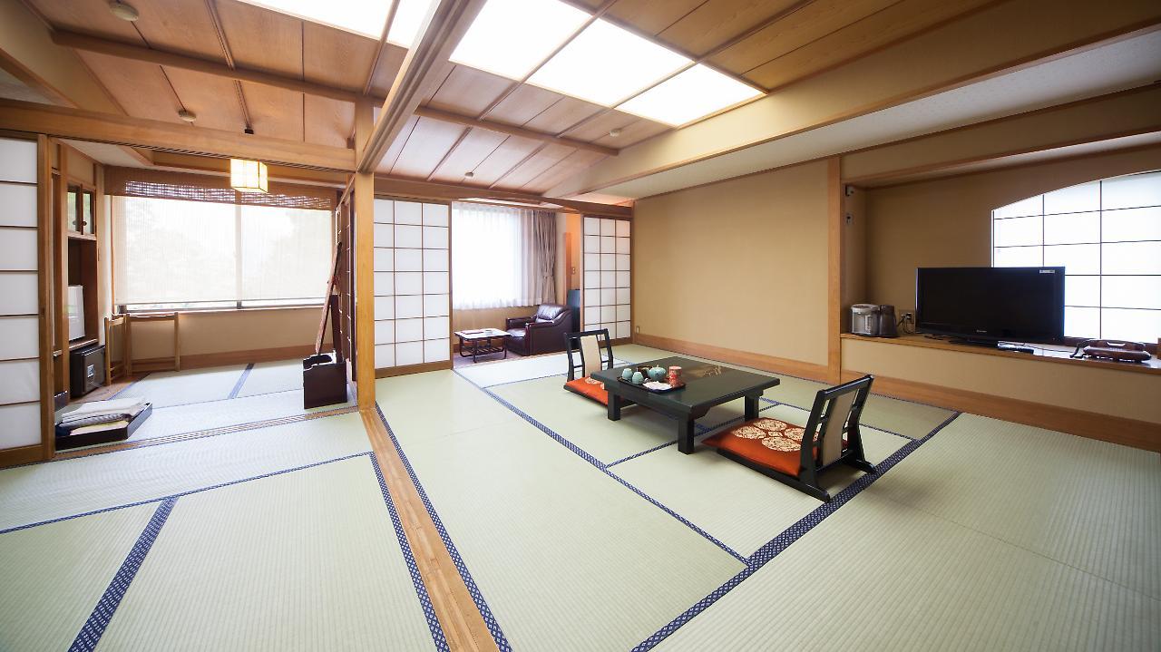 Yugashima Tatsuta Hotell Izu  Eksteriør bilde